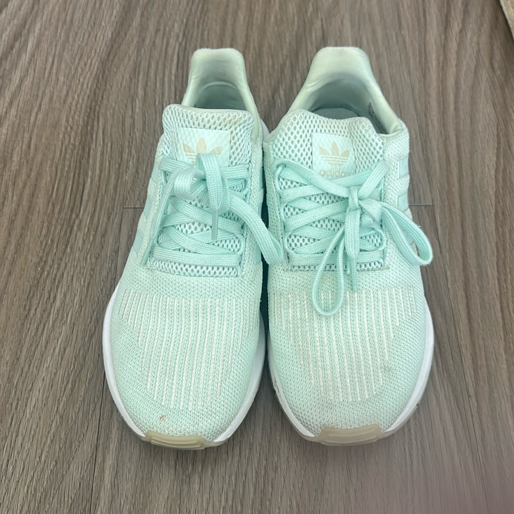 Adidas Sneakers Swift Runs